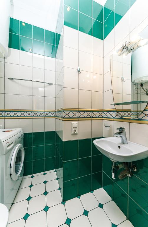 Apartament On Independence Square Киев Екстериор снимка