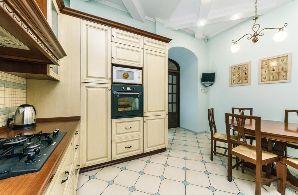 Apartament On Independence Square Киев Екстериор снимка